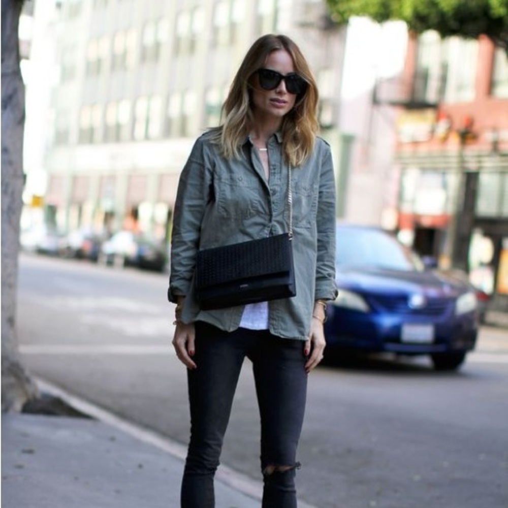 Anine Bing Long Sleeve Button-Up Top
Size: XS